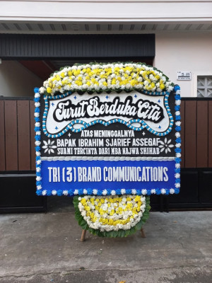 Papan Bunga Duka di Ceper